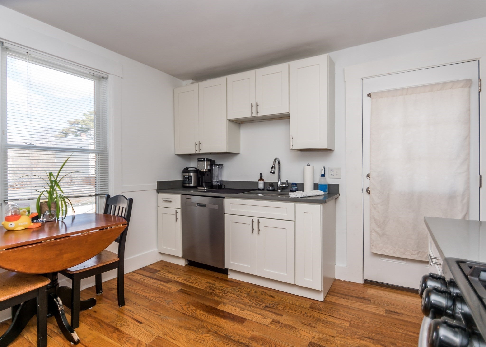 252-254 Crescent Street