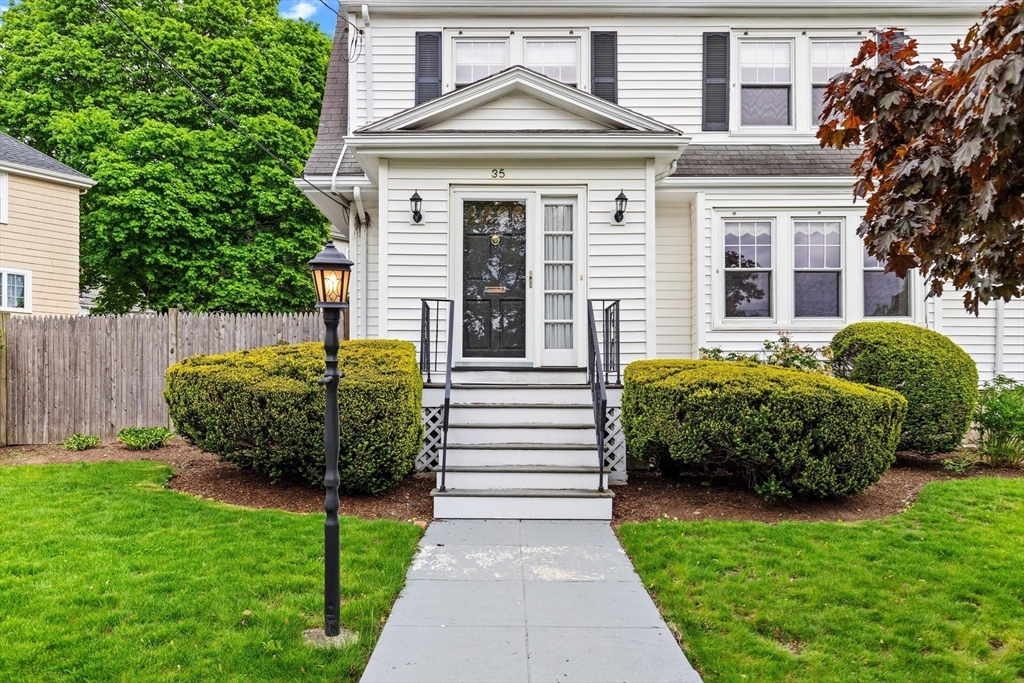 35 Badger Road