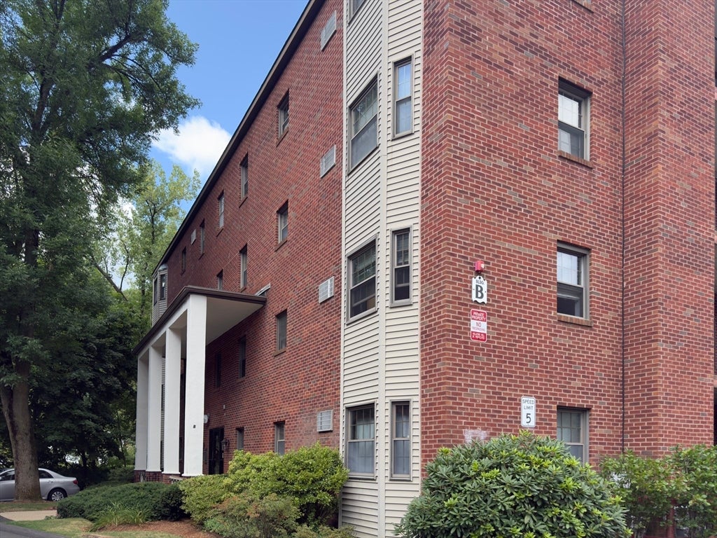 16 Winter St #21B, Waltham, MA, 16 Winter St #21B, Waltham, MA Photo #10