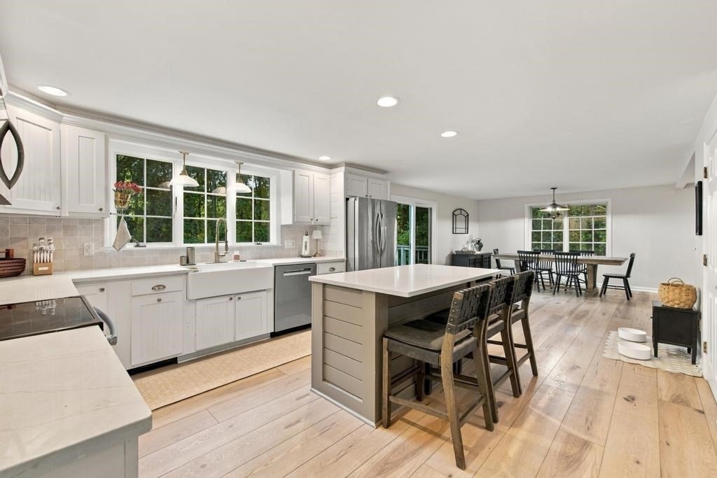 31 Village Dr, Sandwich, MA, 31 Village Dr, Sandwich, MA Photo #6