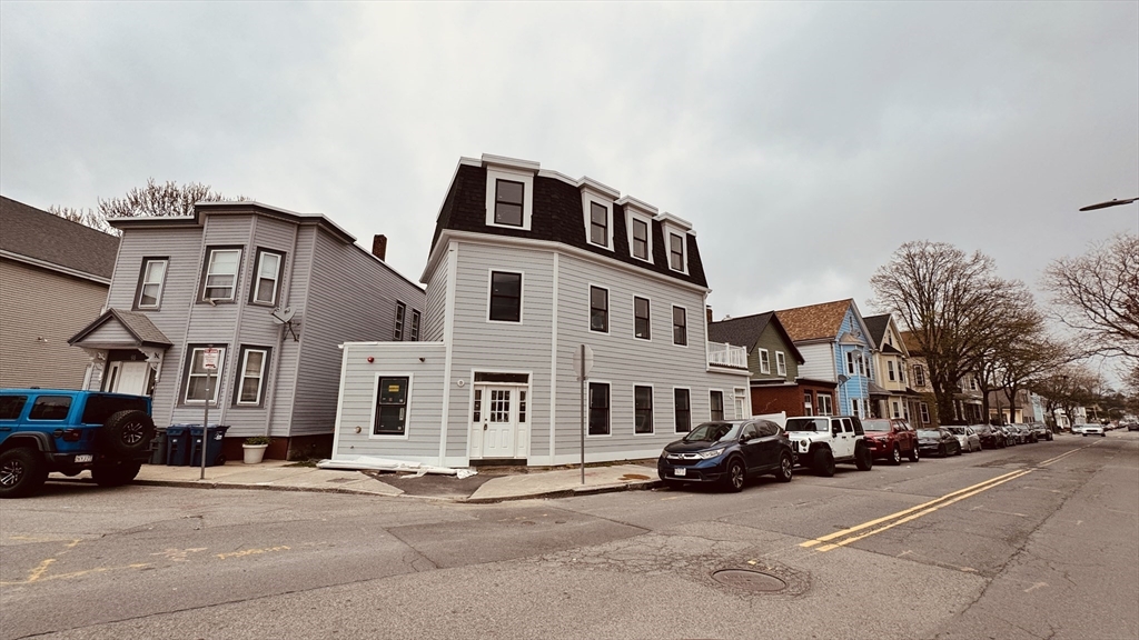 804-806 Saratoga ST #1, Boston, MA Photo #7