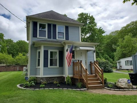 Photo of 25 Chester St, Worcester, MA 01605 (MLS # 73473770)