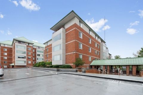 Photo of 183 Oak Street #405, Newton, MA 02464 (MLS # 73523609)