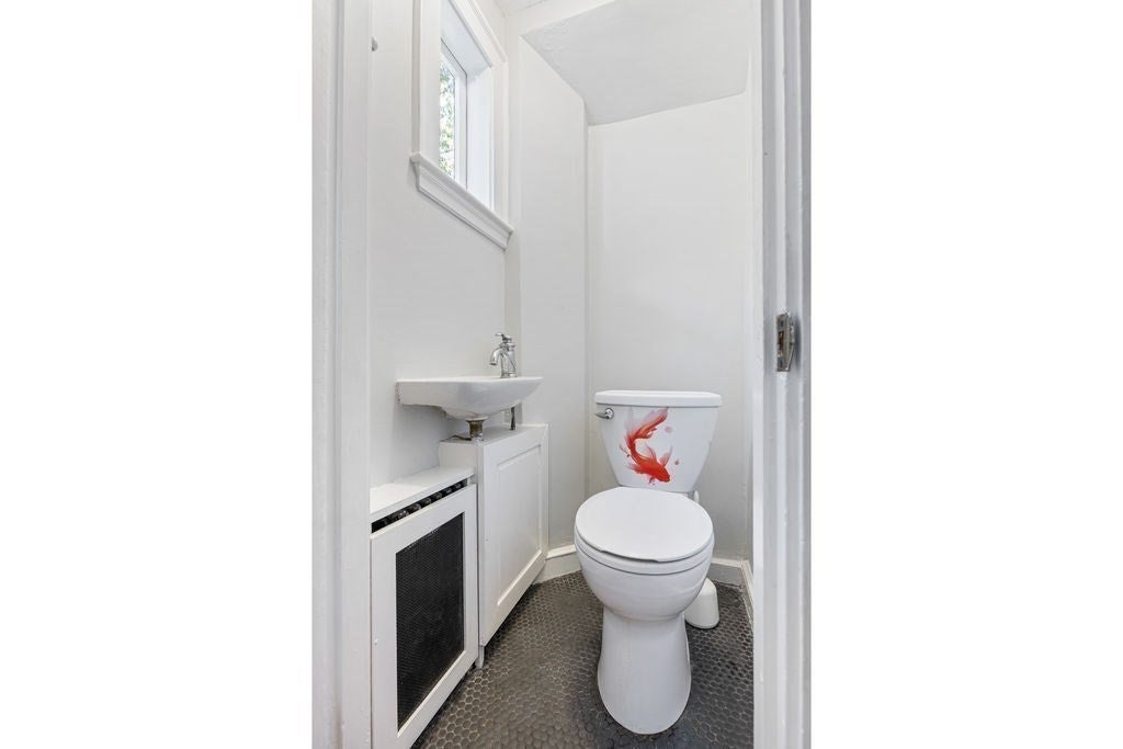 36 Risley Rd, Brookline, MA, 36 Risley Rd, Brookline, MA Photo #10