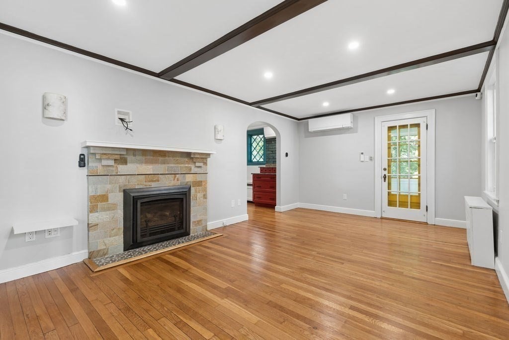 36 Risley Rd, Brookline, MA, 36 Risley Rd, Brookline, MA Photo #2