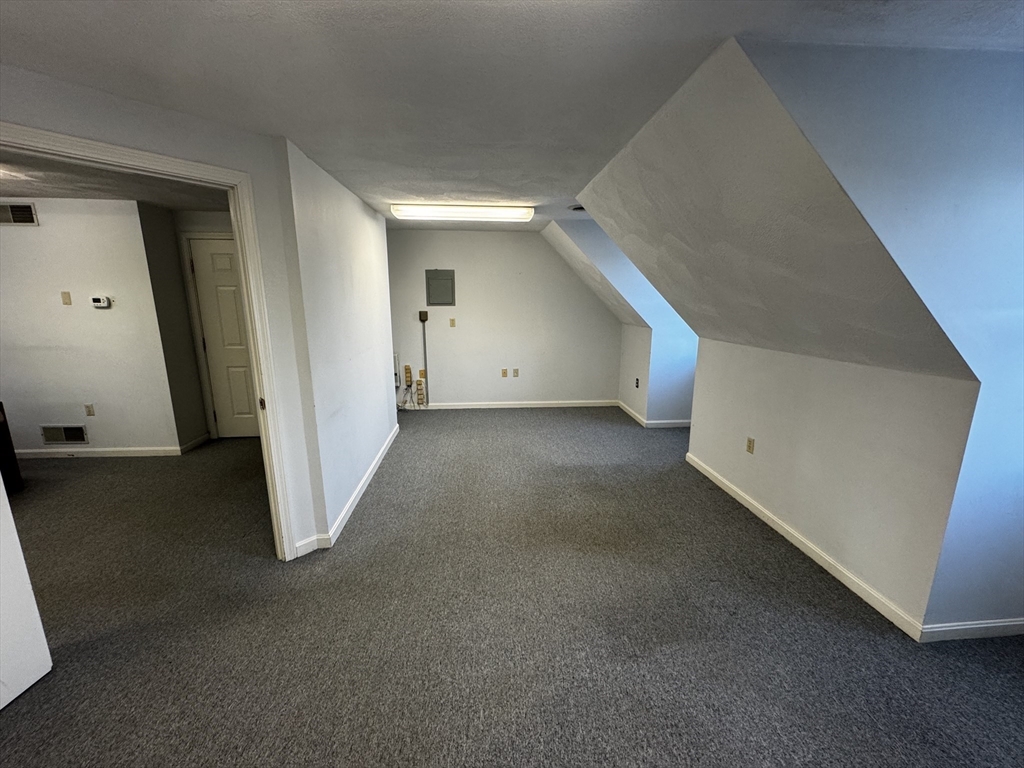 1147 Main St 213-214