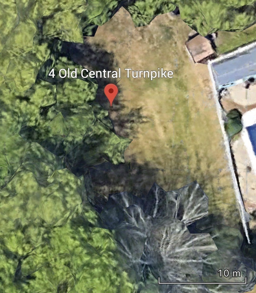 4 Old Central Tpke