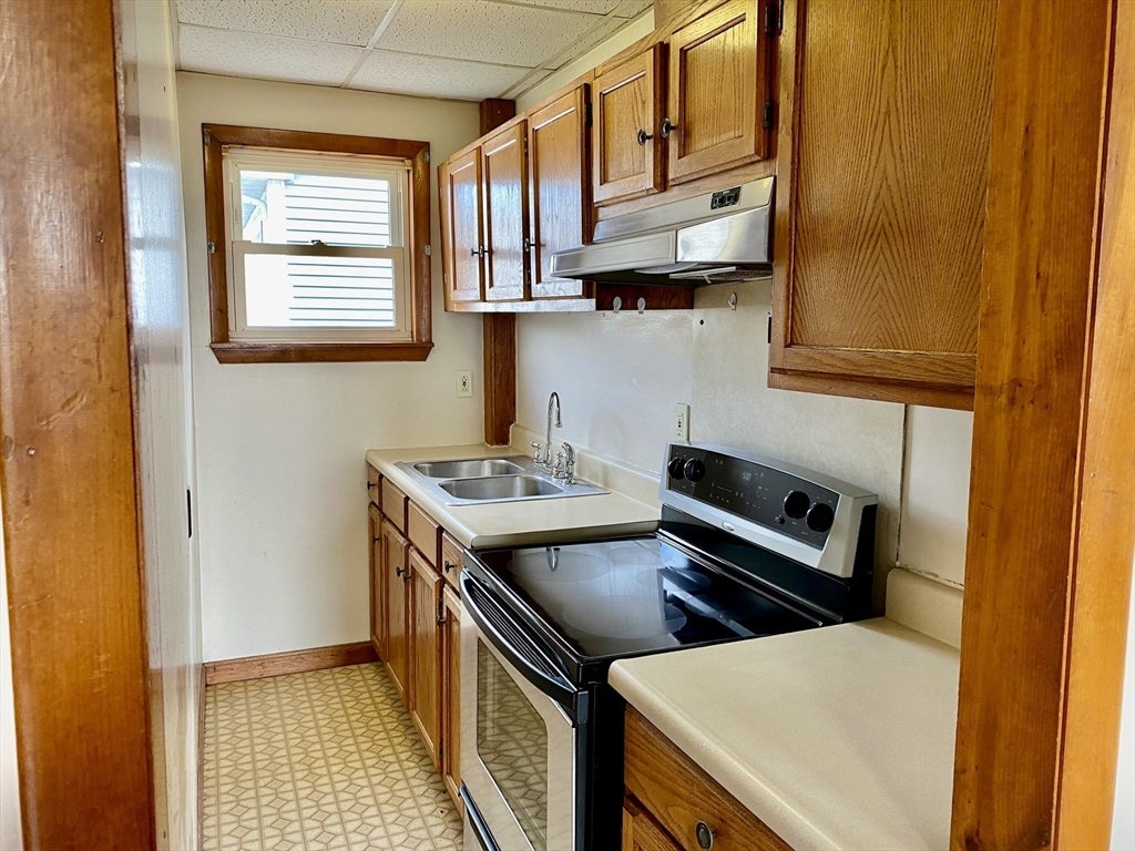 282 Sprague St, Fall River, MA, 282 Sprague St, Fall River, MA Photo #6