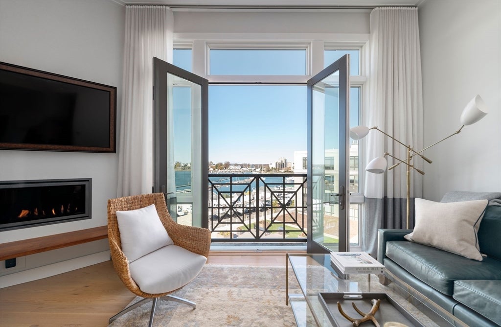 10 Shipyard Dr 511