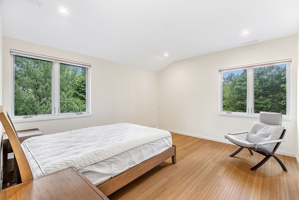 28 Kesseler Way, Newton, MA Photo #20