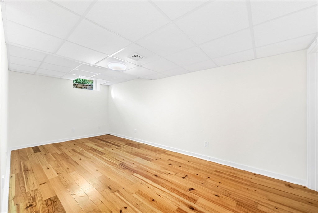 28 Kesseler Way, Newton, MA Photo #34