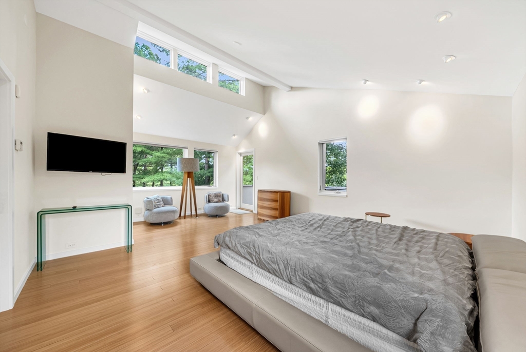 28 Kesseler Way, Newton, MA Photo #15
