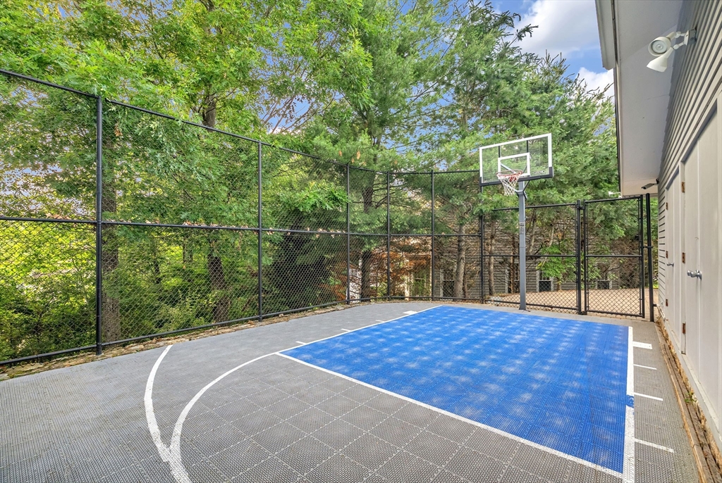 28 Kesseler Way, Newton, MA Photo #36