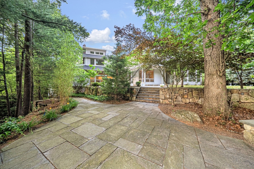 28 Kesseler Way, Newton, MA Photo #39