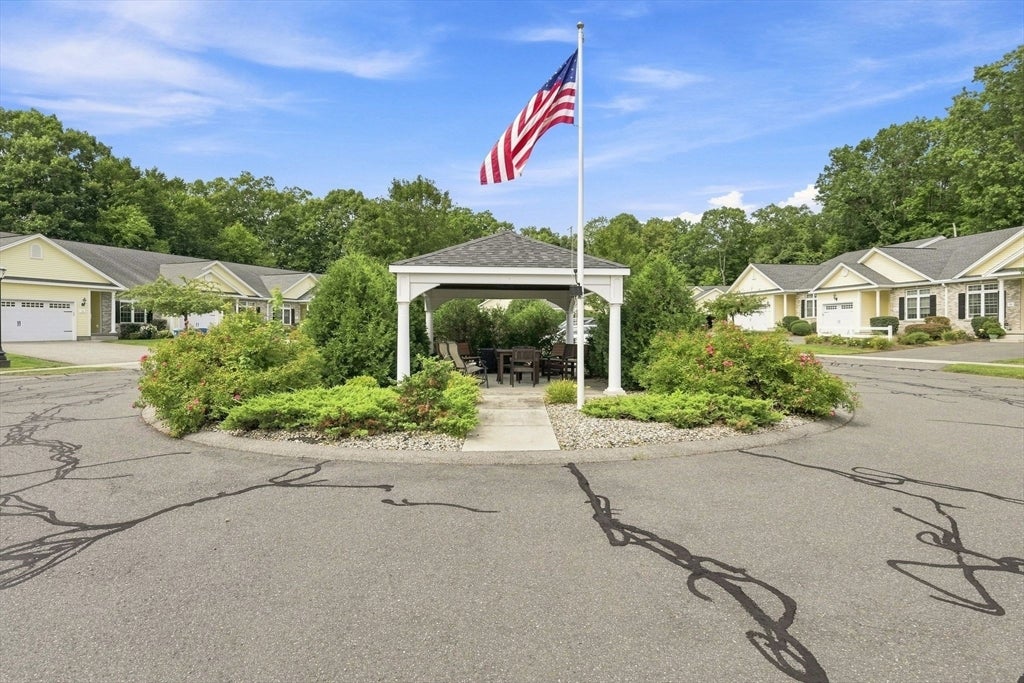 82 Beech Hill Road #82, West Springfield, MA Photo #39