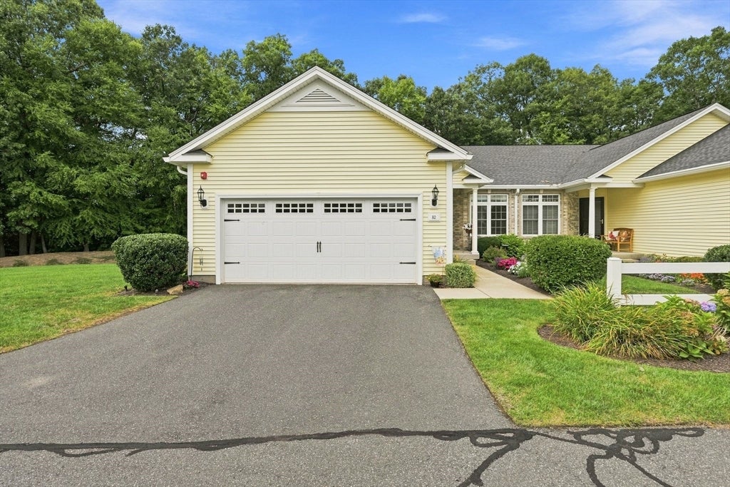 82 Beech Hill Road #82, West Springfield, MA Photo #1