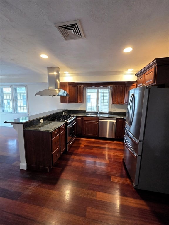 242 Bunker Hill St #1, Boston, MA Photo #4
