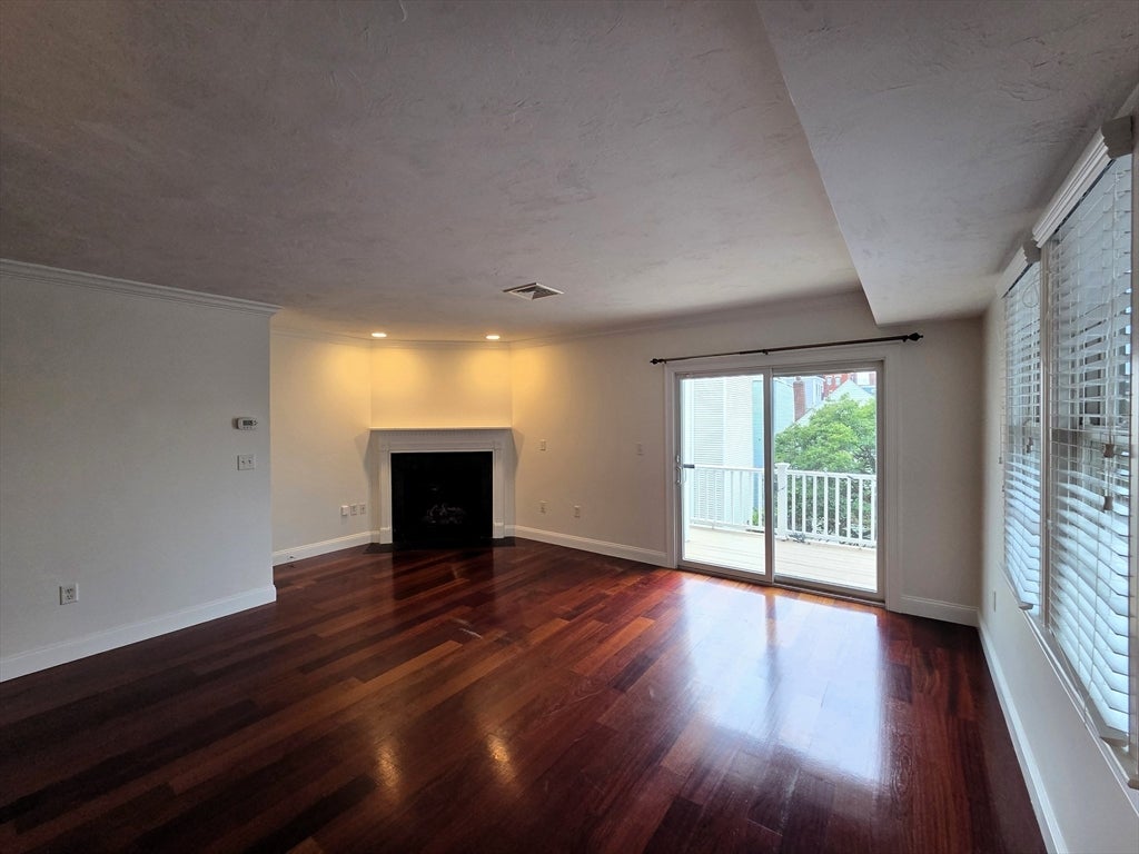 242 Bunker Hill St #1, Boston, MA Photo #5
