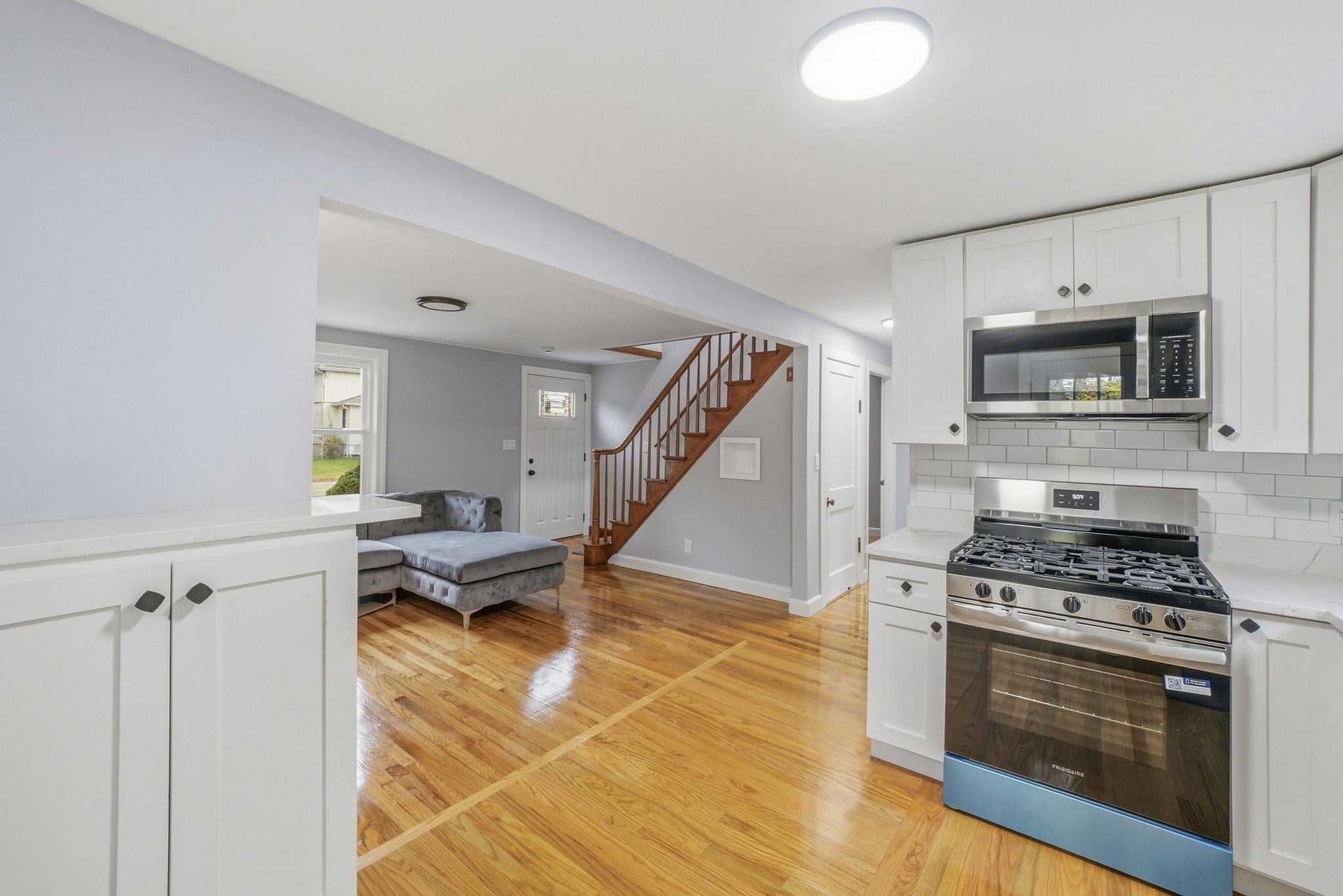 405 Plymouth St, Holbrook, MA Photo #8