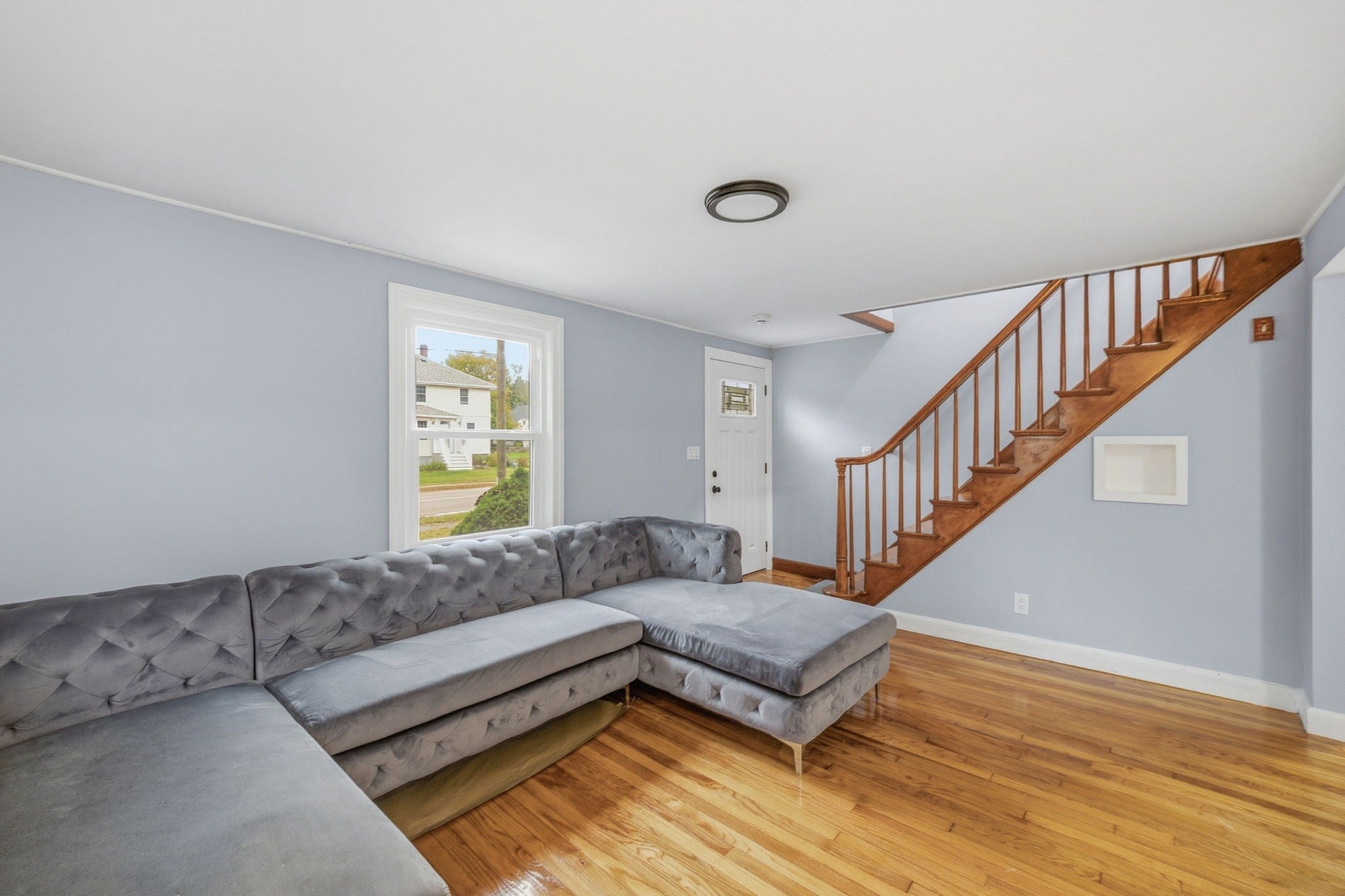 405 Plymouth St, Holbrook, MA Photo #6