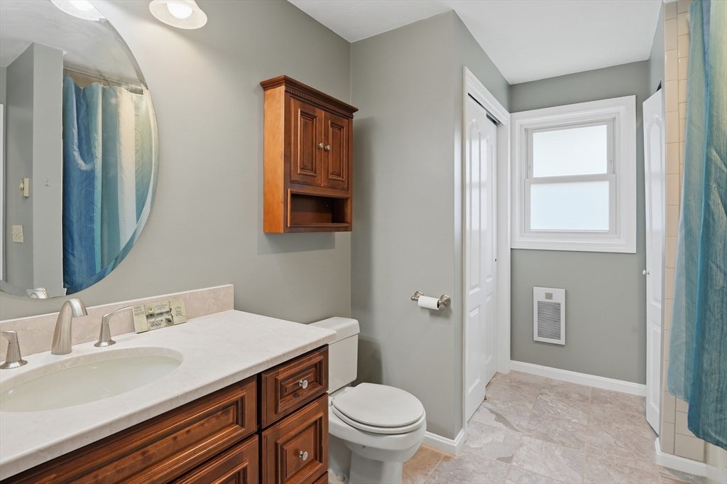 75 Huntoon Memorial Highway #4-12, Leicester, MA Photo #18