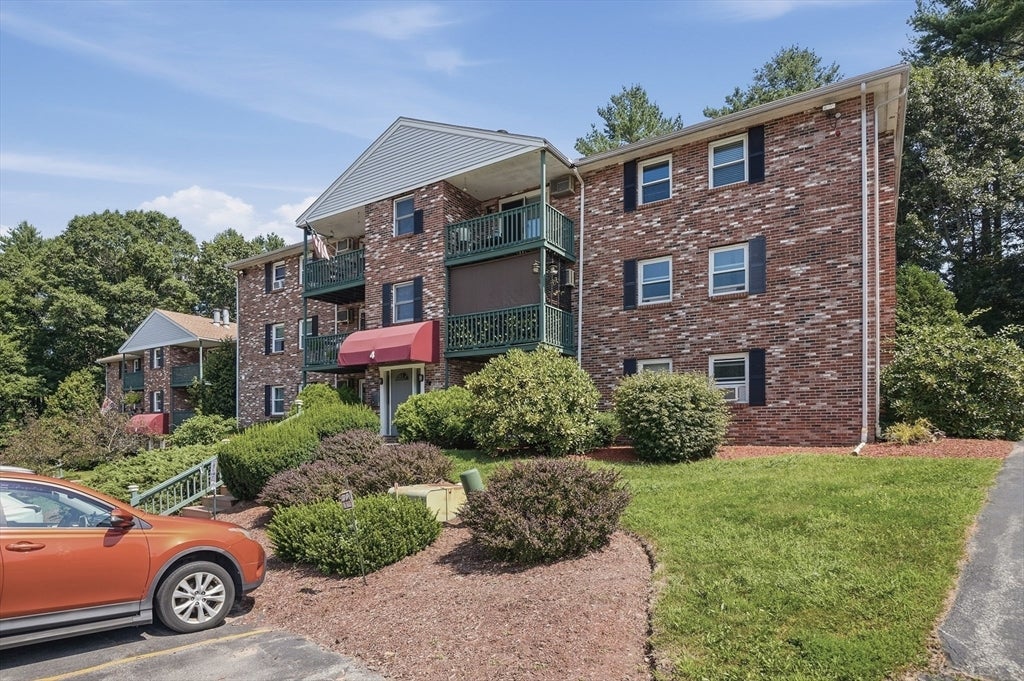 75 Huntoon Memorial Highway #4-12, Leicester, MA Photo #22