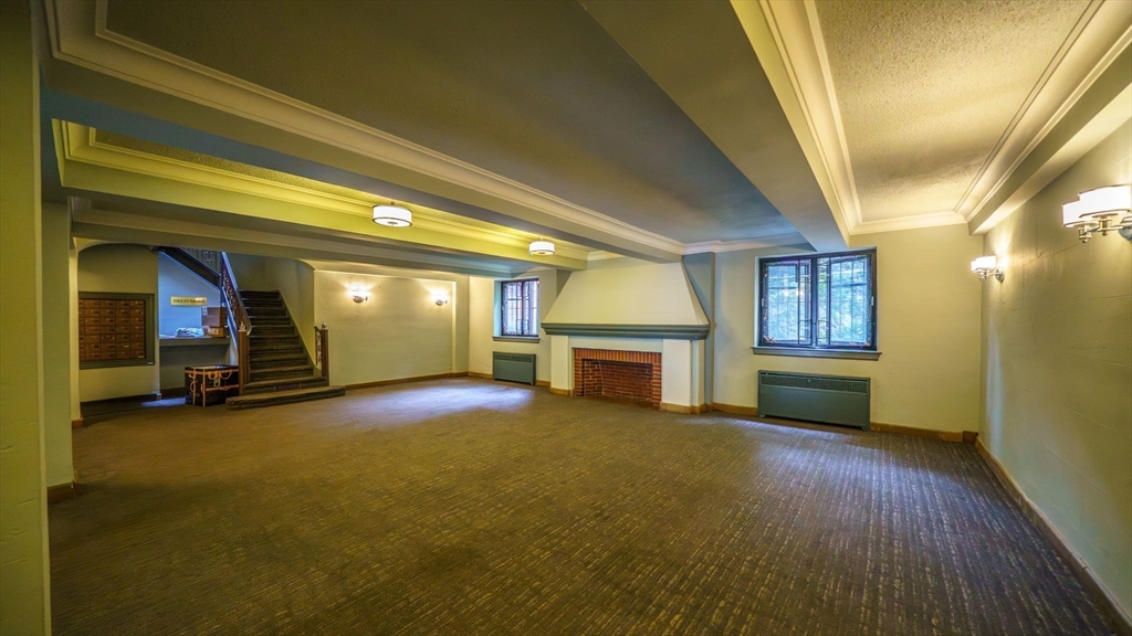 65 Strathmore Rd 42