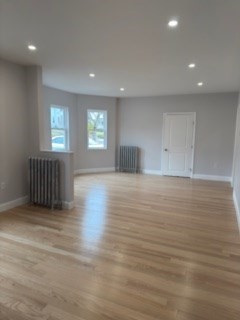 Wakefield, Massachusetts 01880, United States, 2 Bedrooms Bedrooms, ,1 BathroomBathrooms,Residential,Active,96872
