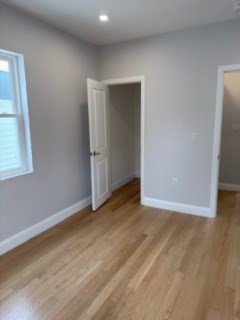 Wakefield, Massachusetts 01880, United States, 2 Bedrooms Bedrooms, ,1 BathroomBathrooms,Residential,Active,96872