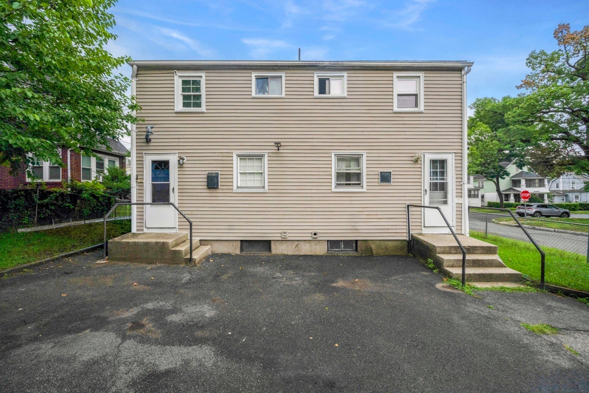 46-48 Fenwick St, Springfield, MA, 46-48 Fenwick St, Springfield, MA Photo #7