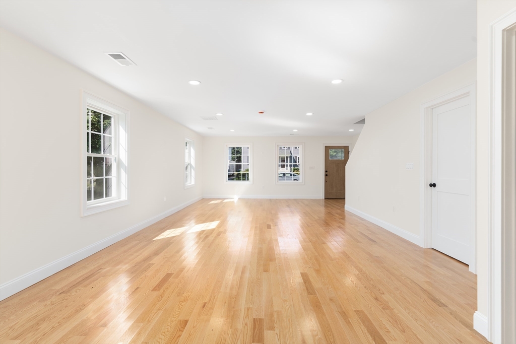 24 Oakland Ave 1