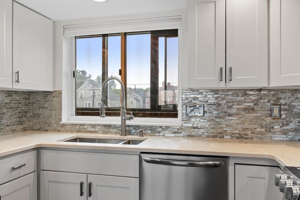 58 Merrimac Street #3-4, Newburyport, MA Photo #12