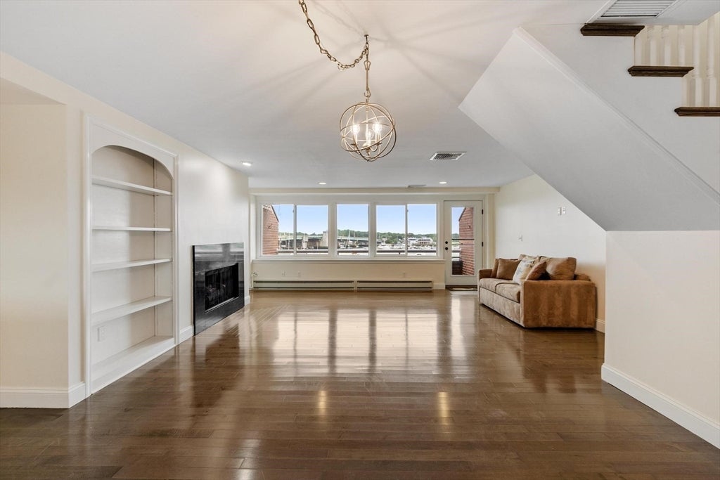 58 Merrimac Street #3-4, Newburyport, MA Photo #7