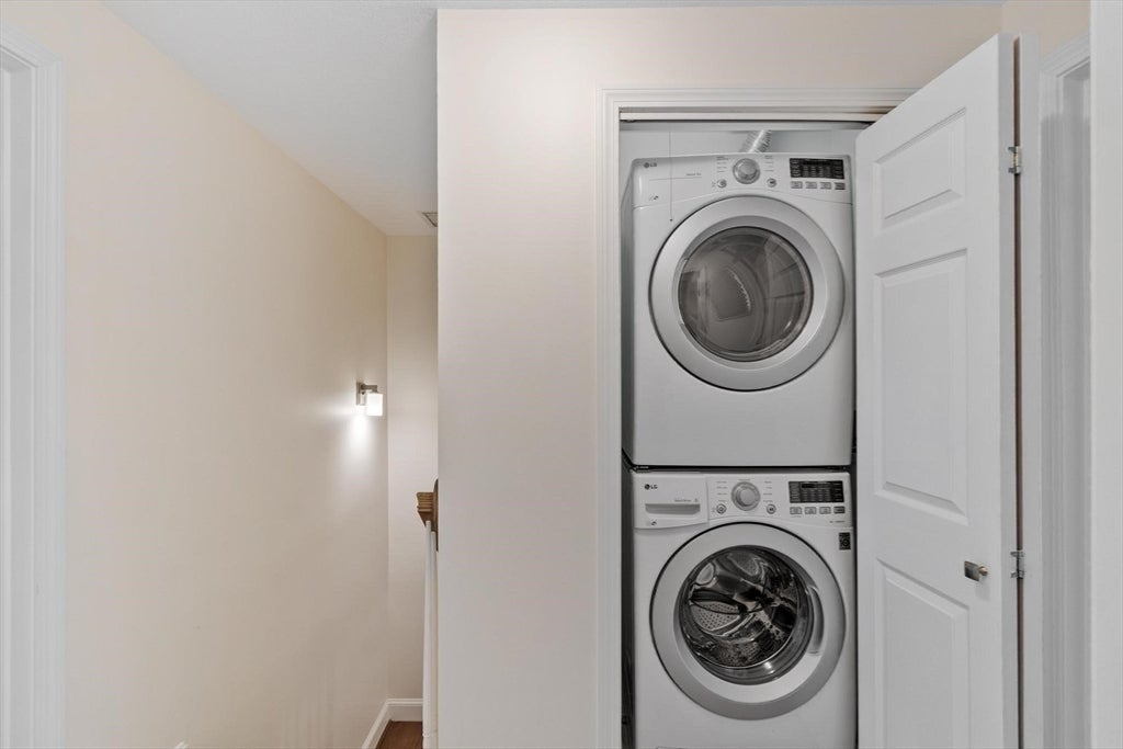 58 Merrimac Street #3-4, Newburyport, MA Photo #27