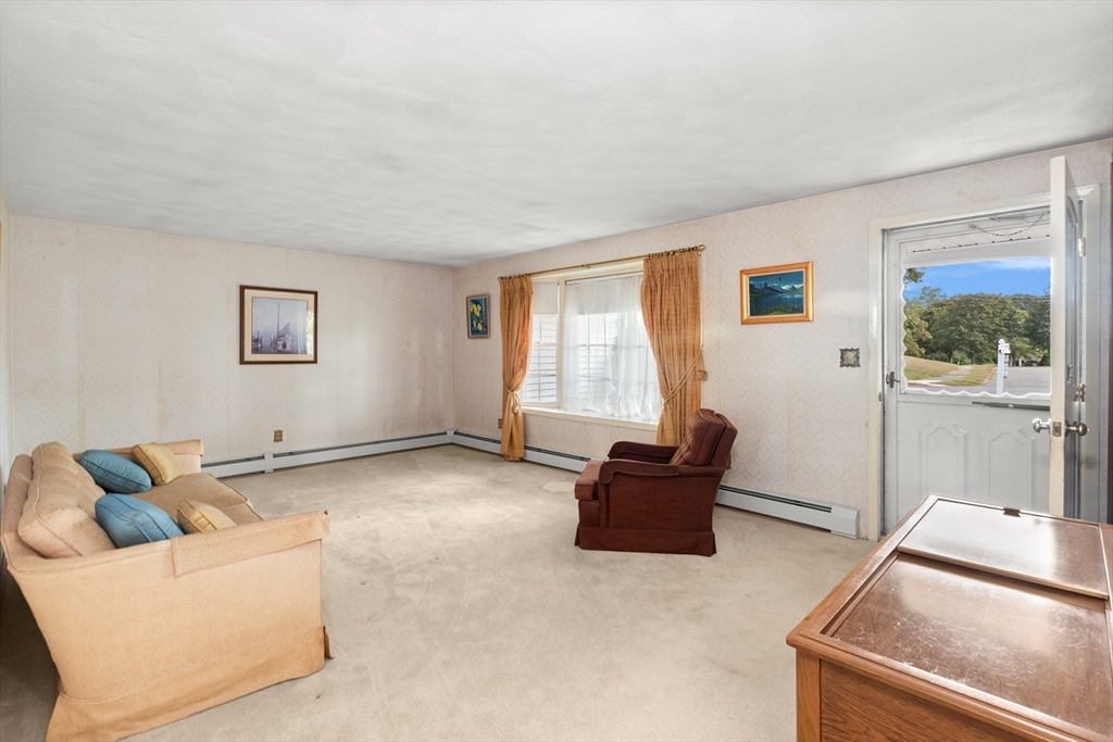 12 Cornell Rd