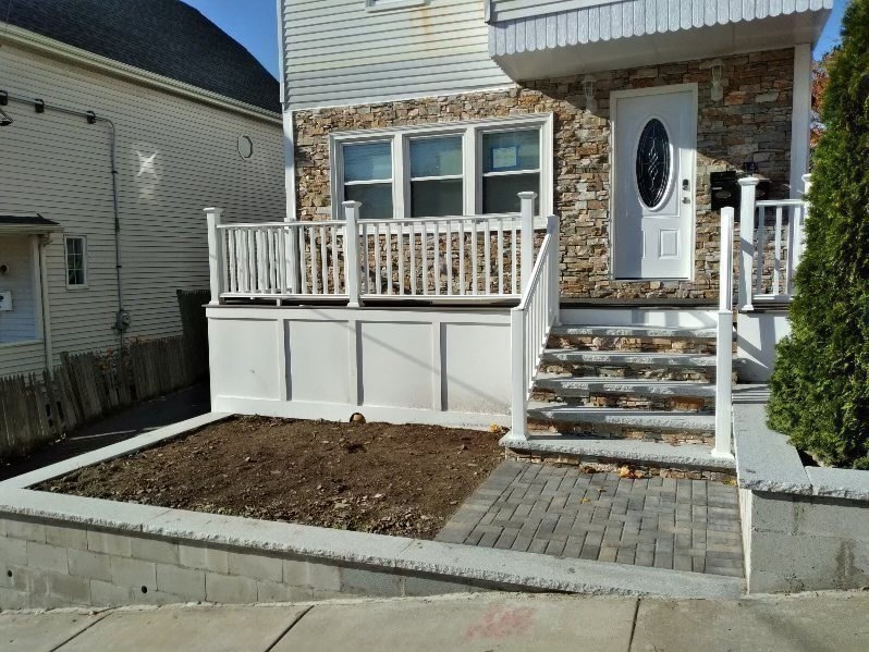 14 Russell St