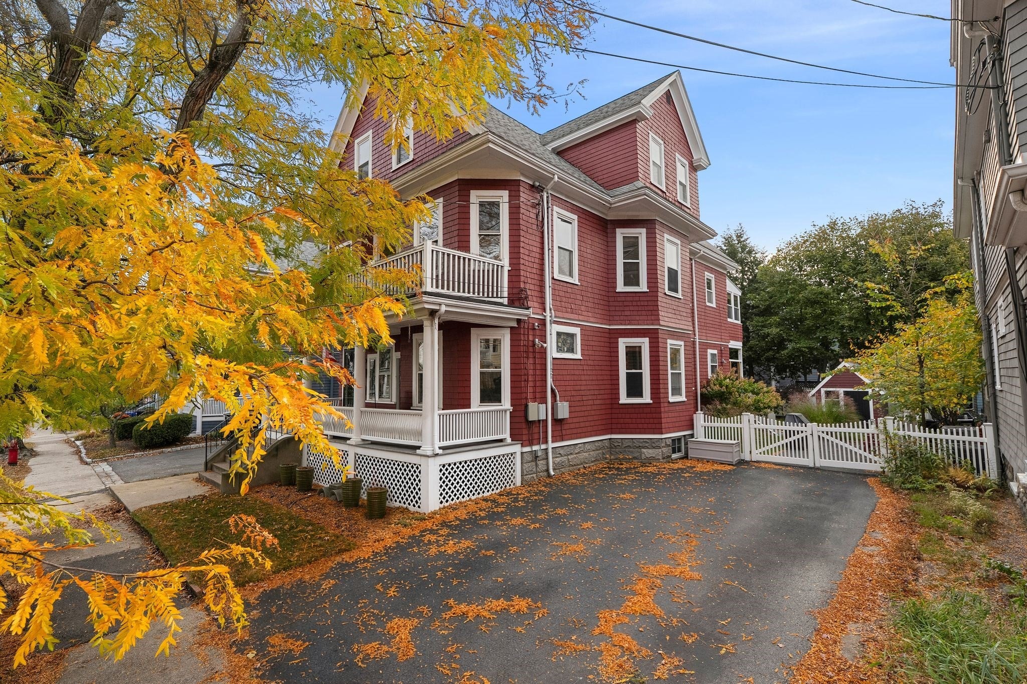 63 Cleveland St