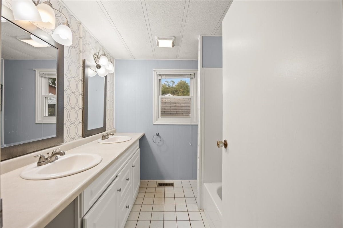 59 Bally Dr, Raynham, MA, 59 Bally Dr, Raynham, MA Photo #16