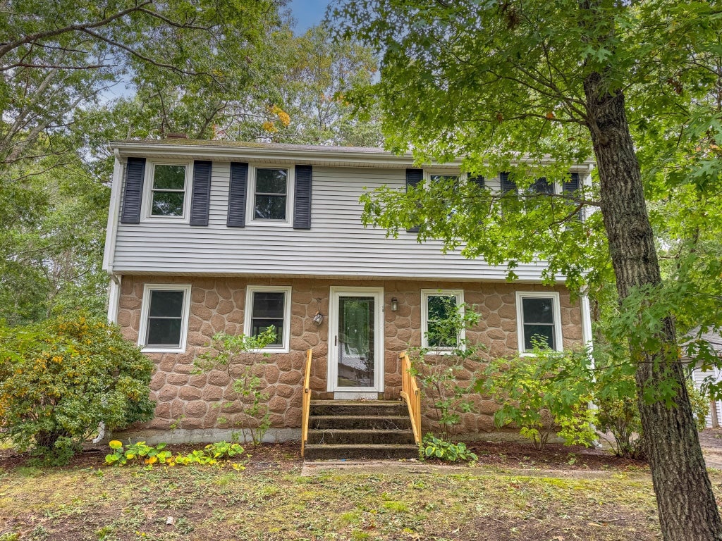 Photo of 19 Montgomery Dr, Plymouth, MA 02360 (MLS # 73594725)