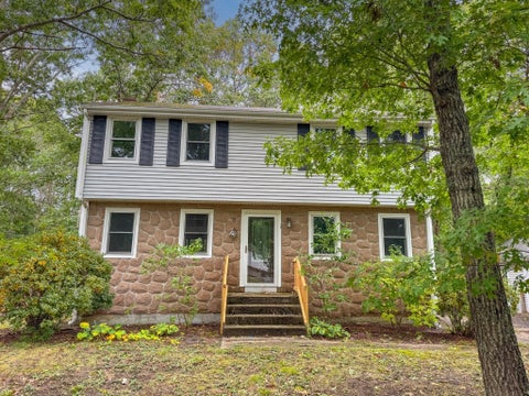 Photo of 19 Montgomery Dr, Plymouth, MA 02360 (MLS # 73594725)
