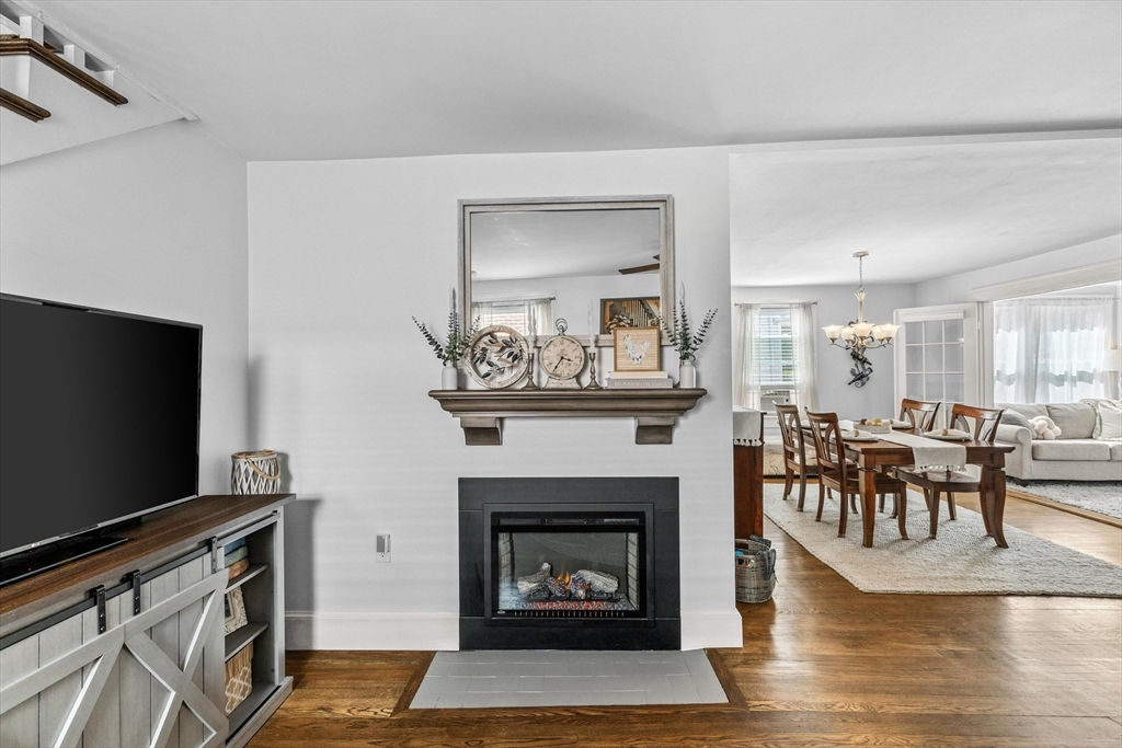 523 Humphrey St