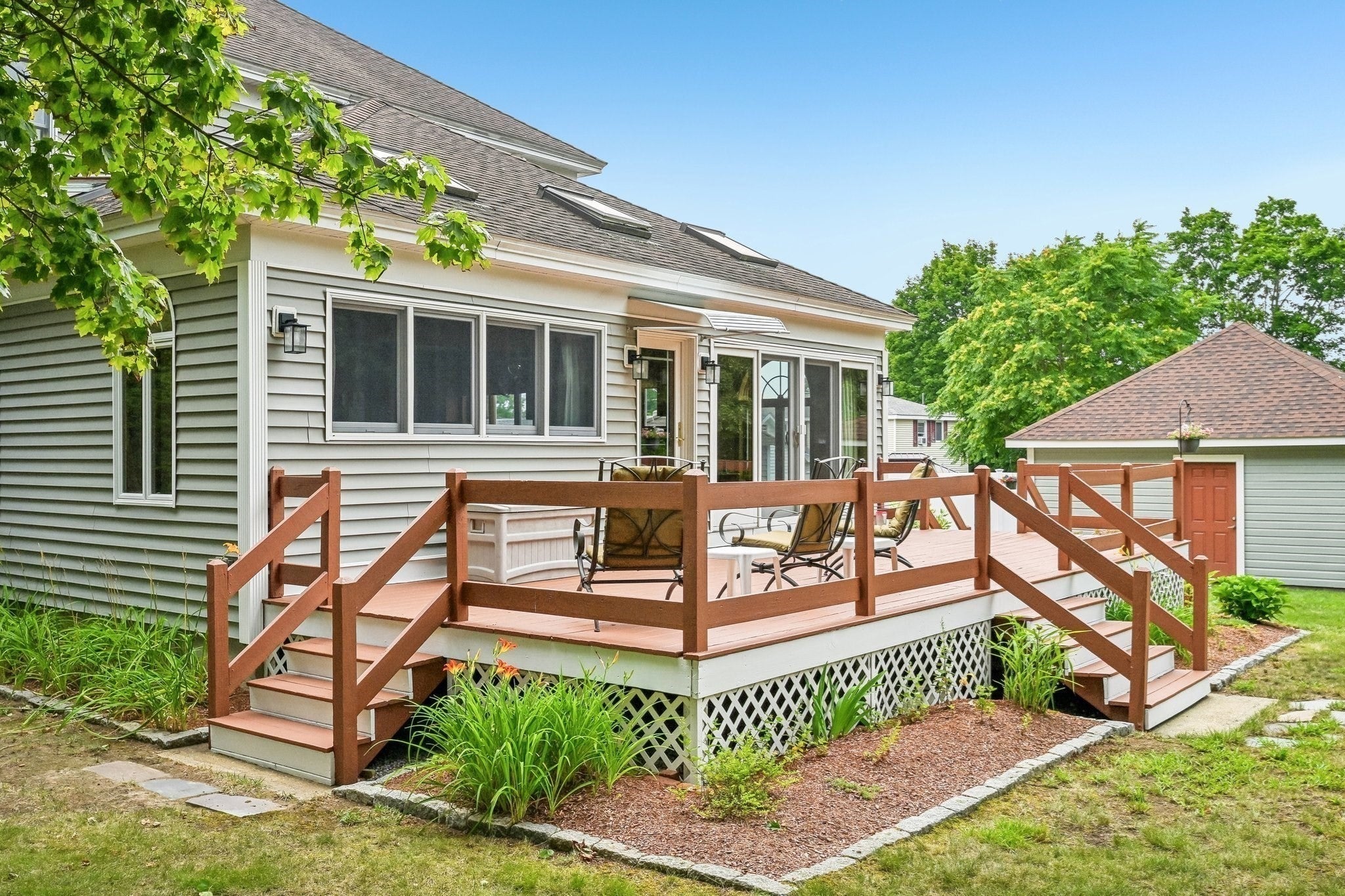 615 Mammoth Rd