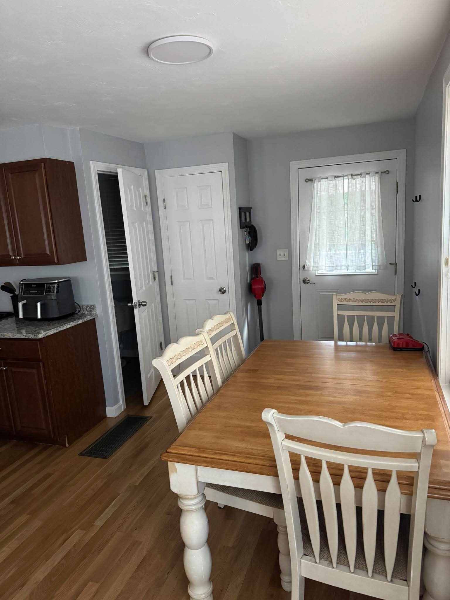 12 Baker Ave, Weymouth, MA, 12 Baker Ave, Weymouth, MA Photo #3