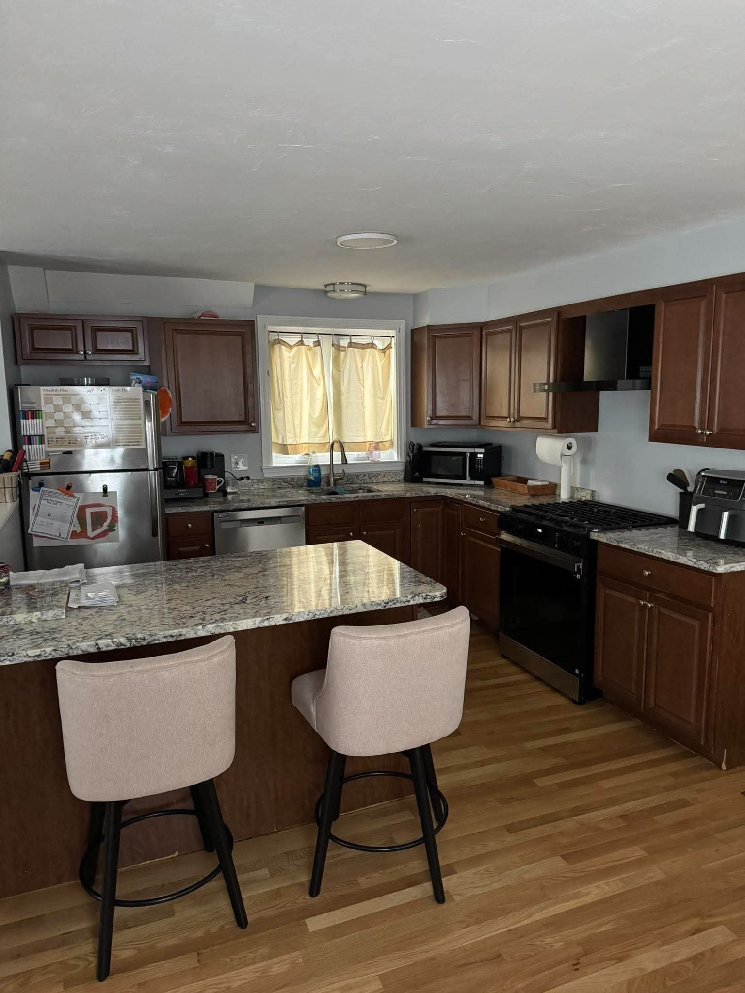 12 Baker Ave, Weymouth, MA, 12 Baker Ave, Weymouth, MA Photo #2