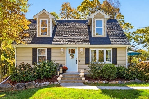 Photo of 1 Alder St, Medway, MA 02053 (MLS # 73594296)