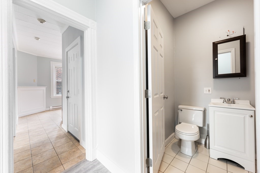 12 Foster St #4, Boston, MA Photo #9