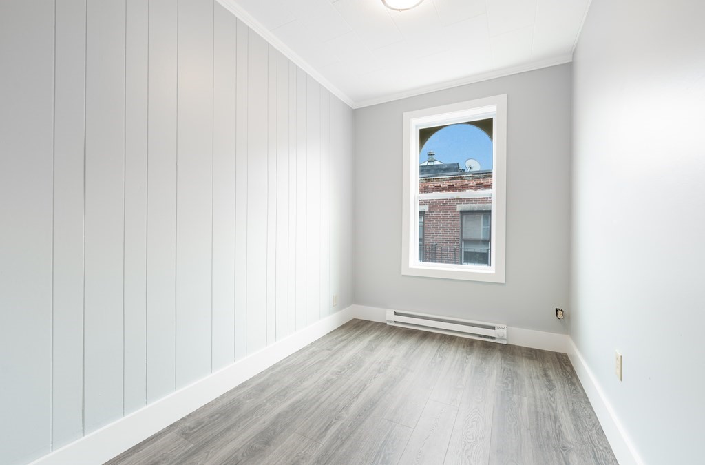 12 Foster St #4, Boston, MA Photo #5