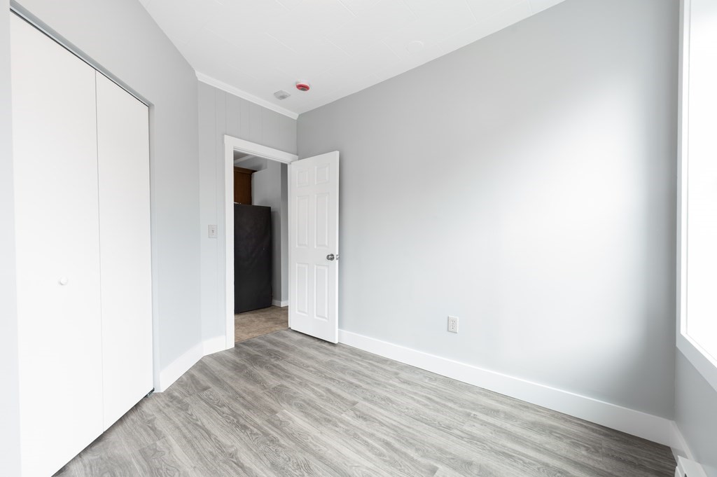 12 Foster St #4, Boston, MA Photo #4