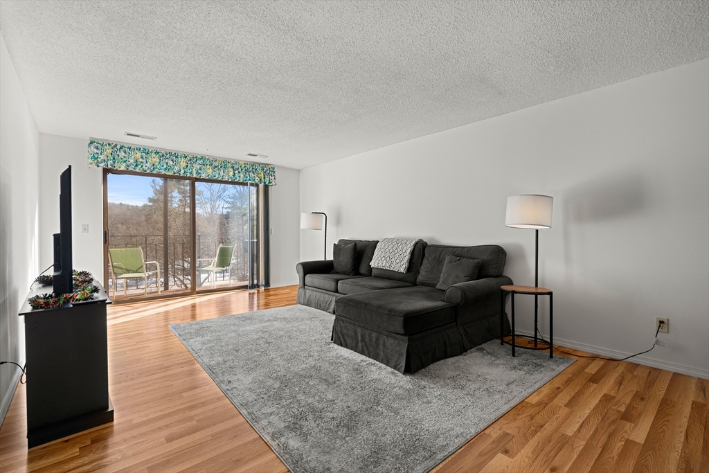 181 Littleton Rd 134