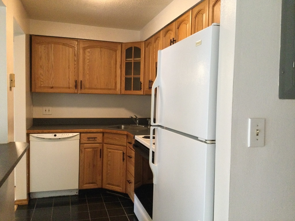180 Main Street E-102